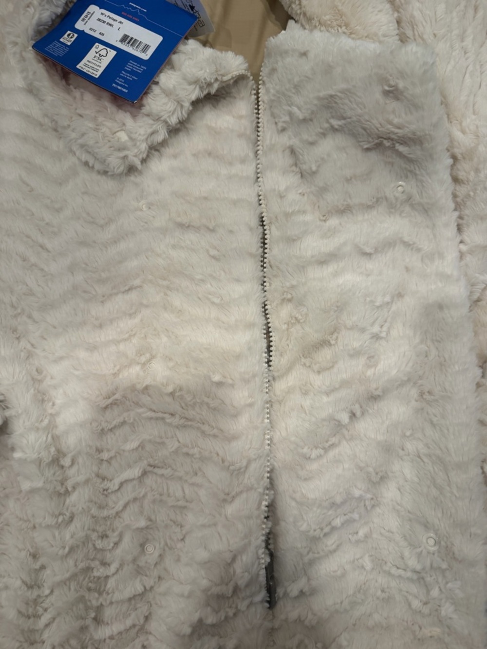 Patagonia Cream Textured Teddy Pullover Jacket - Picture 6 of 7